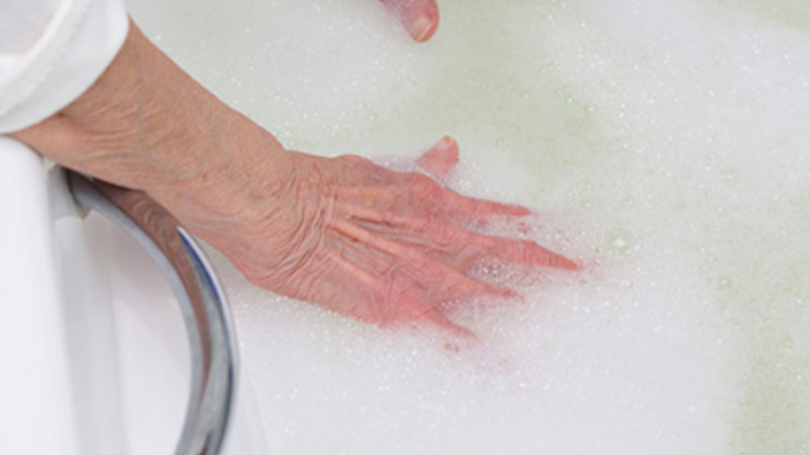 Why Does Dementia Affect Bathing For A Senior?