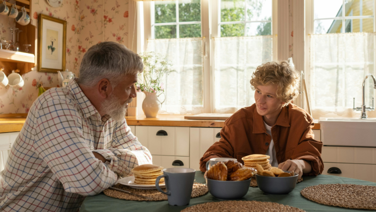 What Are Avoidable Snacks For Seniors?
