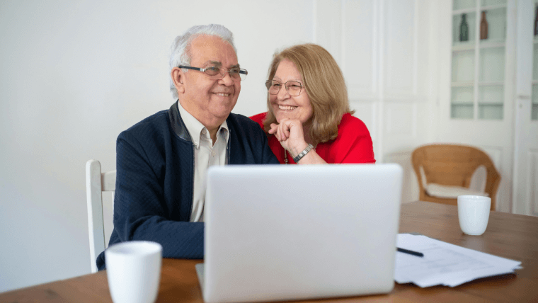 Should Seniors Be Using Medihoney?