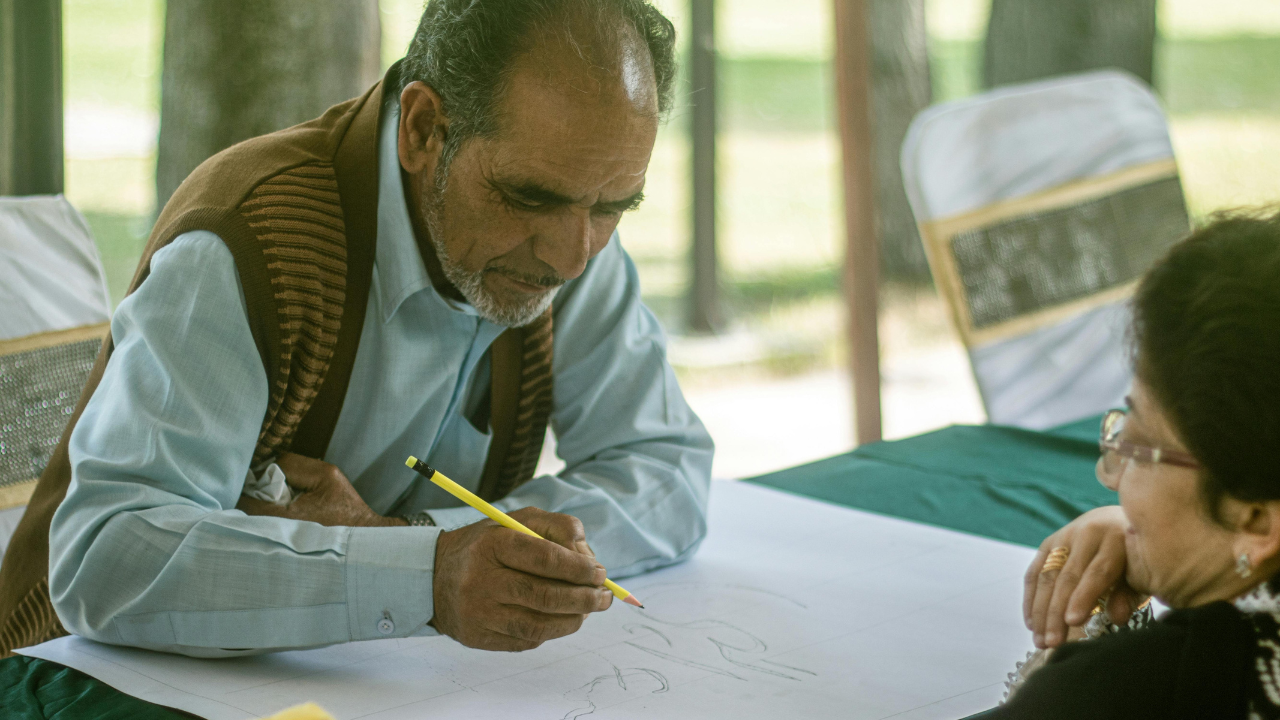 How Does Creativity Help Seniors With Dementia?