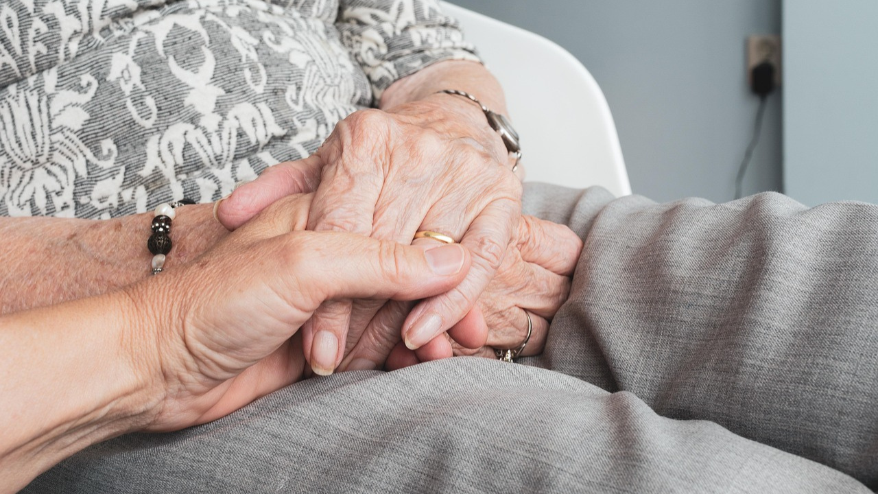 What Should You Do When A Senior Falls?