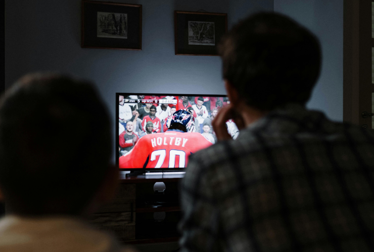 Can Watching TV Stimulate The Brain Of Seniors?