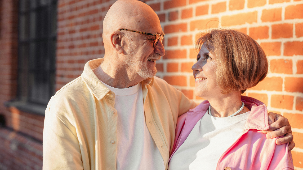 How To Reduce The Stress Of Dressing For Seniors With Dementia