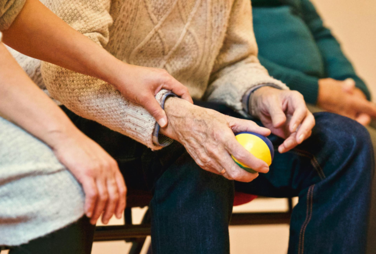 How To Help Seniors Who Deal With Constant Anxiety