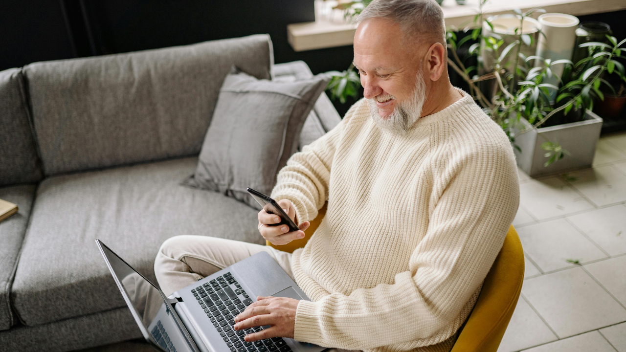 How To Choose The Best Toilet Riser For Seniors