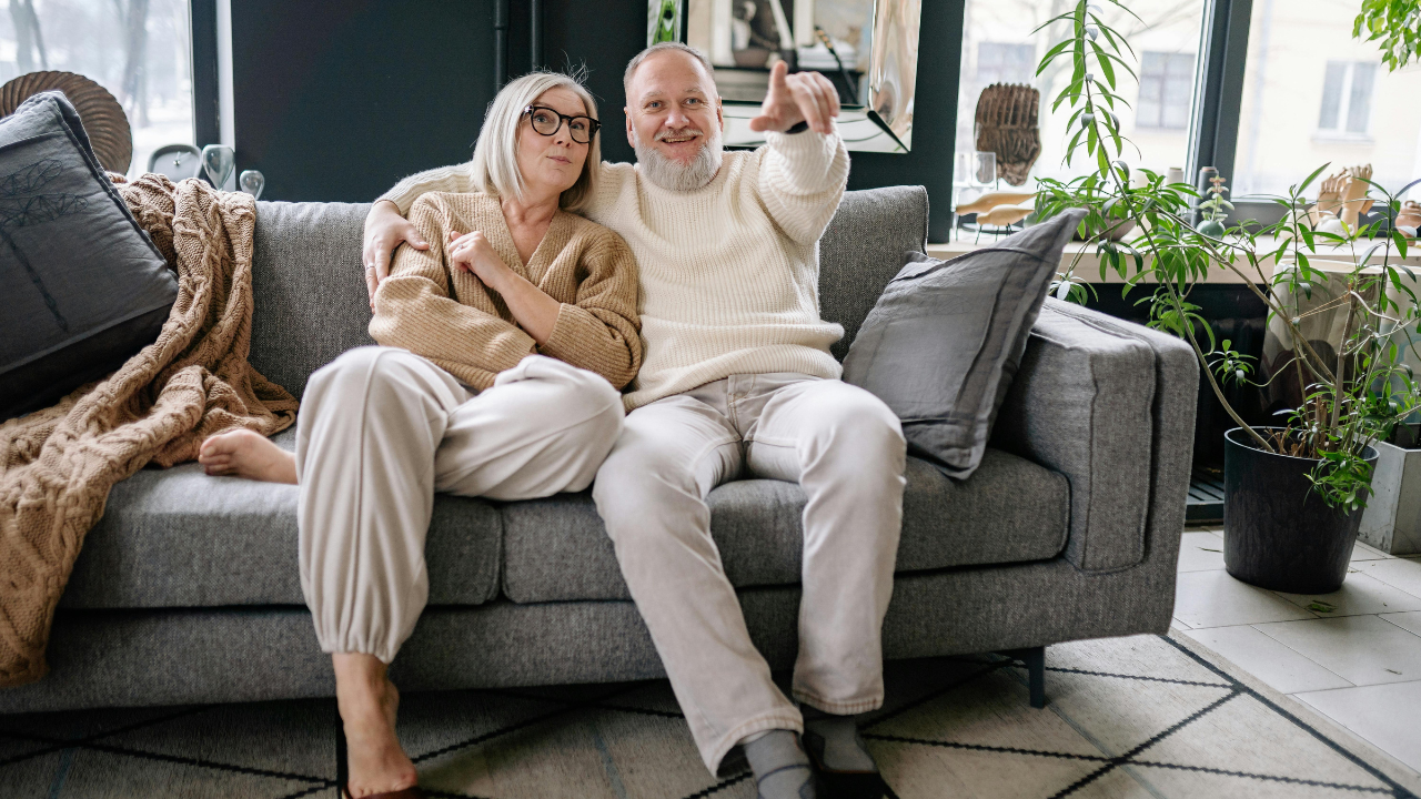 How Do Compression Socks Help Seniors?