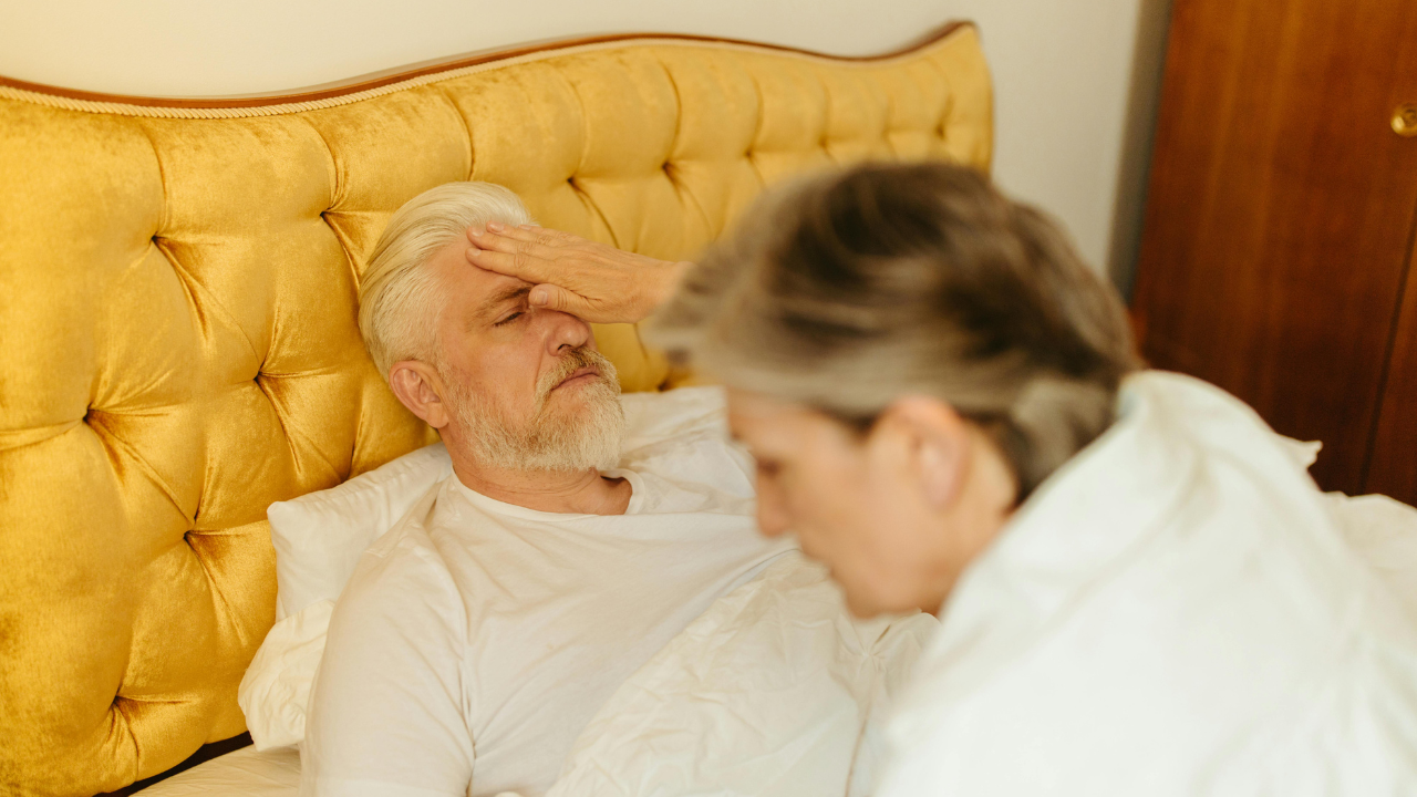 How Bedside Commodes Benefit Seniors