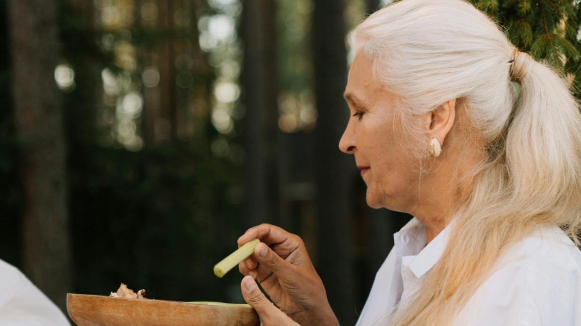 Why Seniors With Dementia Keep Eating: The Science Behind Hyperphagia