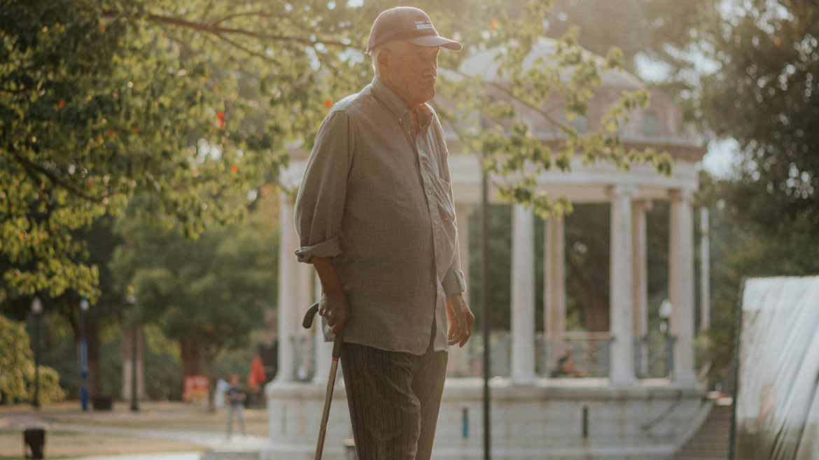 Can Walking Help A Senior Mentally?