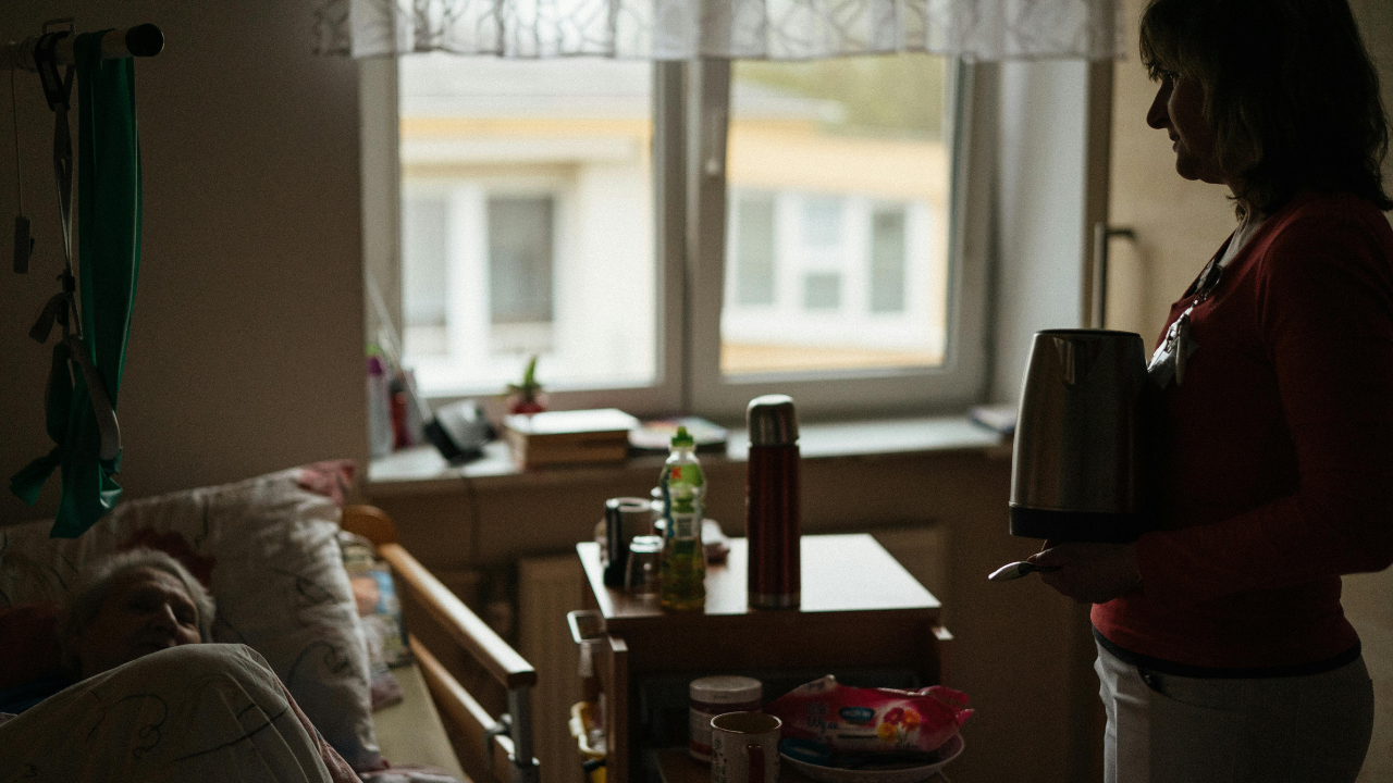 Hoyer Lift: When Does It Become A Necessity Of Life For Seniors?
