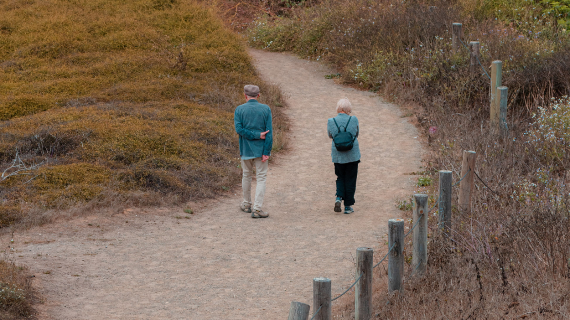 Should Seniors Go Hiking?