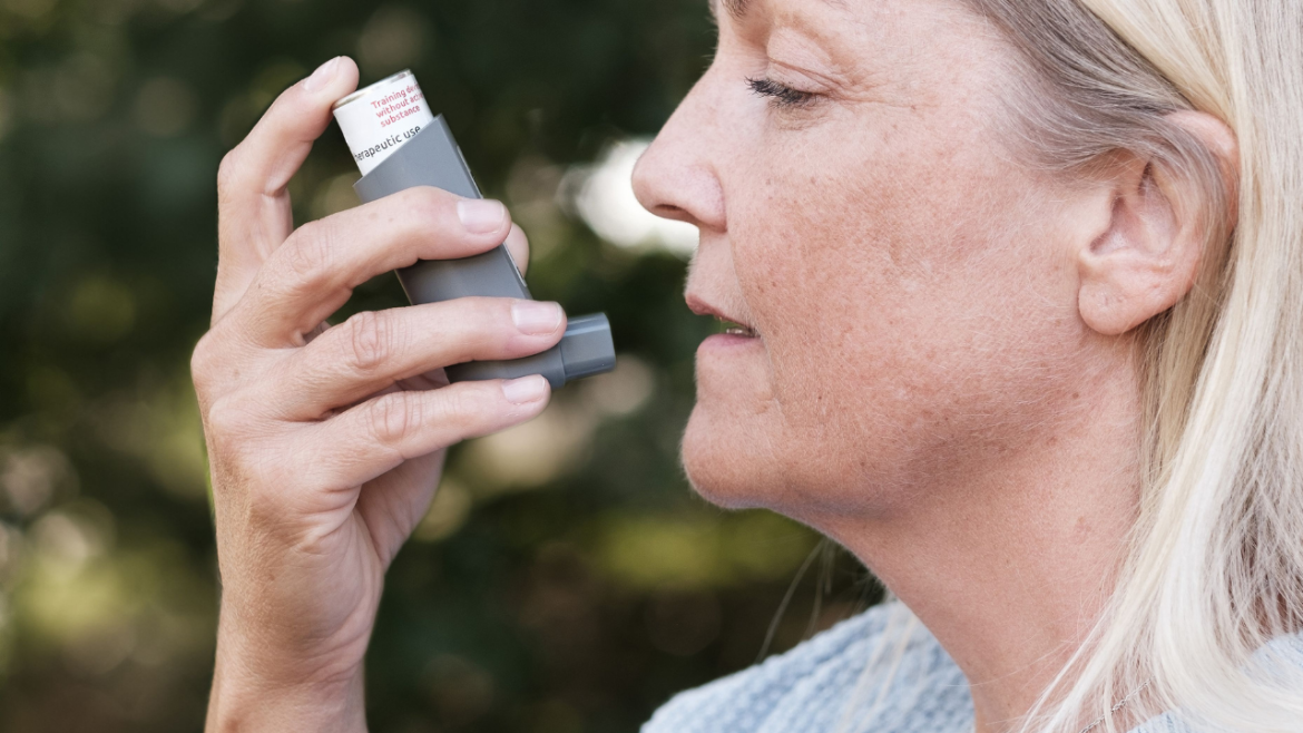 How To Help Seniors Who Have Asthma?